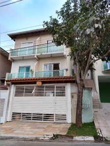 Sobrado em Vila São Francisco, Cotia/SP de 108m² 2 quartos à venda por R$ 549.000,00