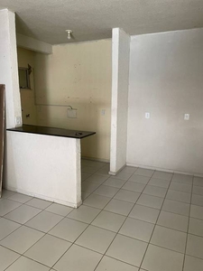 Apartamento com 2 Quartos e 1 banheiro à Venda, 60 m² por R$ 50.000