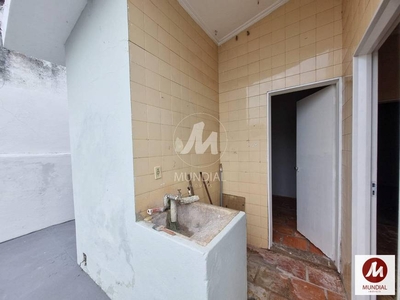 Imóvel Comercial com 4 Quartos e 3 banheiros para Alugar, 137 m² por R$ 1.600/Mês