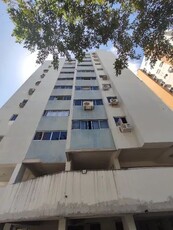 Apartamento em Boa Viagem 2 Quartos + Dependência