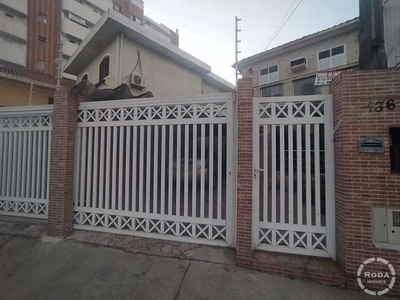 Casa com 2 dorms, Campo Grande, Santos - R$ 1.38 mi,