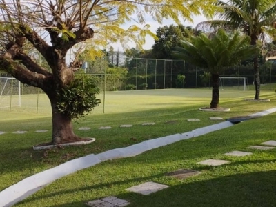 Descubra o terreno dos sonhos: terreno de 5.000 m² no exclusivo condomínio recanto das flores - segurança, conforto e abundância esperam por você!