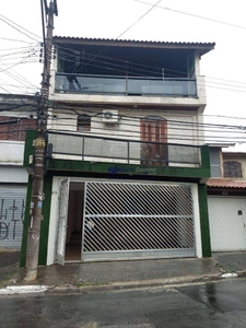 Sobrado em Jardim Santa Mena, Guarulhos/SP de 243m² 3 quartos à venda por R$ 849.000,00