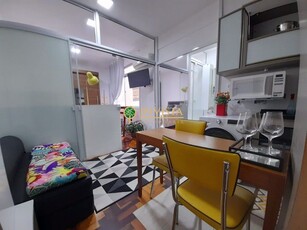 Apartamento em Centro, Florianópolis/SC de 27m² 1 quartos para locação R$ 2.300,00/mes