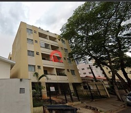 Apartamento em Jardim Universitário, Maringá/PR de 90m² 2 quartos para locação R$ 1.200,00/mes