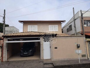 Casa em Paraíso, São Gonçalo/RJ de 300m² 4 quartos à venda por R$ 798.000,00