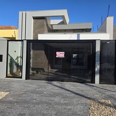 Casa em Zona 02, Maringá/PR de 140m² 3 quartos à venda por R$ 889.000,00