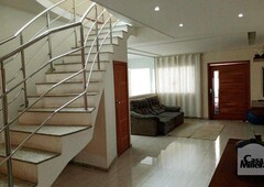 Casa com 3 quartos à venda no bairro Novo Eldorado, 215m²