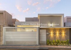 Casa Térrea com 3 Quartos à Venda por R$ 920.000