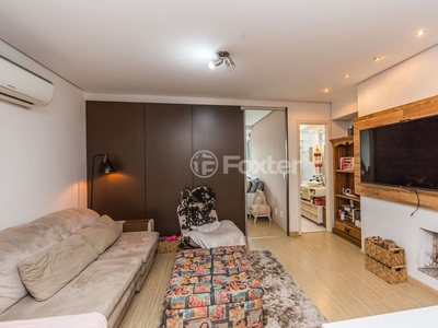 Apartamento 1 dorm à venda Rua Evaristo da Veiga, Partenon - Porto Alegre