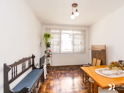 Apartamento 3 dorms à venda Rua Euríco Lara, Medianeira - Porto Alegre