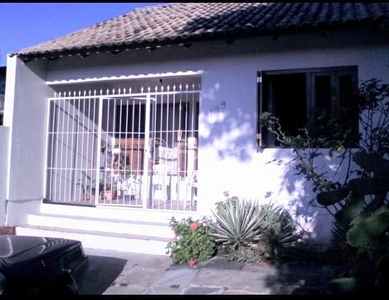 Casa 2 dorms à venda Rua Doutor Deoclécio Pereira, Jardim Floresta - Porto Alegre