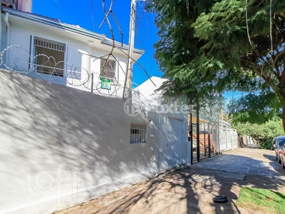 Casa 2 dorms à venda Rua João Guimarães, Santa Cecília - Porto Alegre