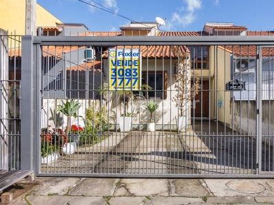 Casa 2 dorms à venda Rua Padre Franz Maurmann, Hípica - Porto Alegre