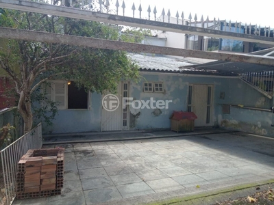 Casa 3 dorms à venda Acesso Dezessete, Morro Santana - Porto Alegre