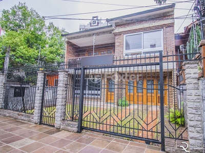 Casa 3 dorms à venda Rua Afonso Taunay, Boa Vista - Porto Alegre