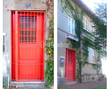 Casa 3 dorms à venda Rua Almirante Barroso, Floresta - Porto Alegre