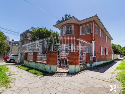 Casa 3 dorms à venda Rua Doutor Oscar Bittencourt, Menino Deus - Porto Alegre