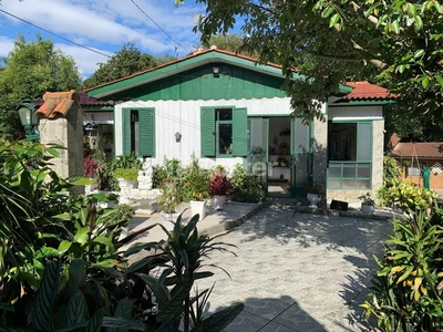 Casa 3 dorms à venda Rua Hygino Russi Lima, Ponta Grossa - Porto Alegre