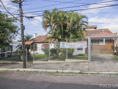 Casa 3 dorms à venda Rua Ibanez André Pitthan Souza, Jardim Itu Sabará - Porto Alegre
