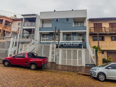 Casa 3 dorms à venda Rua Ivan Iglesias, Jardim Sabará - Porto Alegre