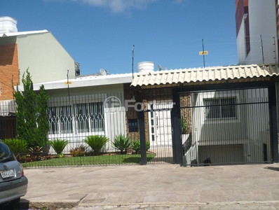 Casa 3 dorms à venda Rua Jataí, Cristal - Porto Alegre