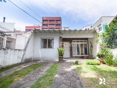Casa 3 dorms à venda Rua João Abbott, Petrópolis - Porto Alegre