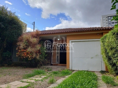 Casa 3 dorms à venda Rua Machado de Assis, Partenon - Porto Alegre