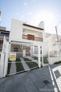 Casa 3 dorms à venda Rua Manoel Nunes da Silva, Guarujá - Porto Alegre