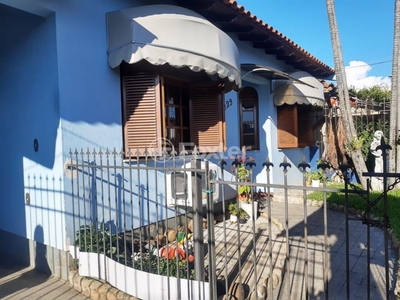 Casa 3 dorms à venda Rua Vicente Ferreira Gomes, Sarandi - Porto Alegre