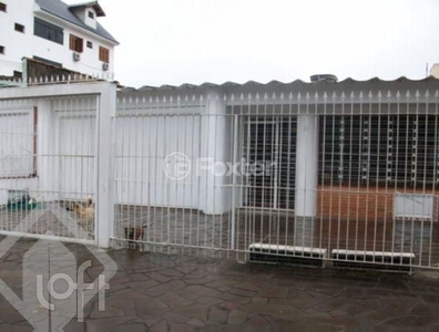 Casa 4 dorms à venda Avenida Bispo João Scalabrini, Jardim Itu - Porto Alegre