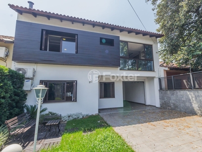 Casa 4 dorms à venda Rua Irmão Inocêncio Luís, Jardim Sabará - Porto Alegre