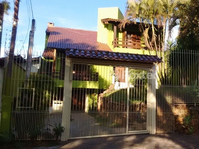 Casa 4 dorms à venda Rua Jataí, Cristal - Porto Alegre