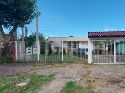 Casa 4 dorms à venda Rua Marquês do Maricá, Vila Nova - Porto Alegre