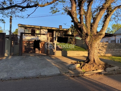 Casa 4 dorms à venda Rua Páscoa, Bom Jesus - Porto Alegre