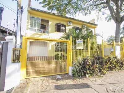 Casa 4 dorms à venda Rua Paulino Azurenha, Partenon - Porto Alegre