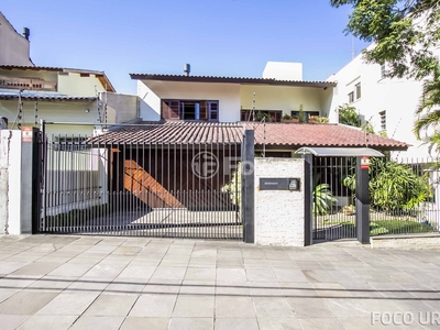 Casa 4 dorms à venda Rua Professor Ivo Corseuil, Petrópolis - Porto Alegre