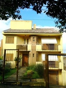 Casa 4 dorms à venda Rua São Mateus, Bom Jesus - Porto Alegre