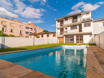 Casa 4 dorms à venda Rua Teixeira de Freitas, Santo Antônio - Porto Alegre