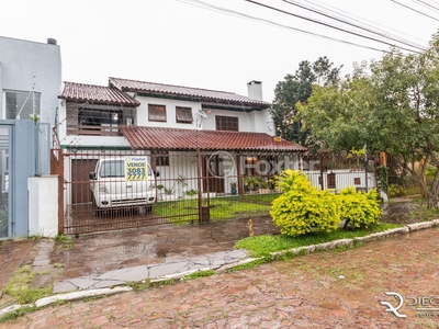 Casa 4 dorms à venda Rua Waldomiro Schapke, Partenon - Porto Alegre