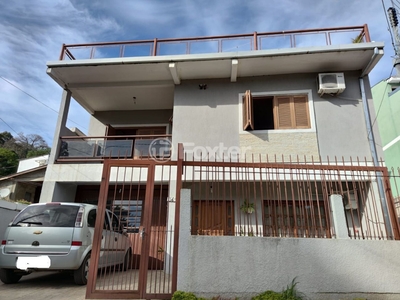 Casa 5 dorms à venda Estrada Aracaju, Vila Nova - Porto Alegre