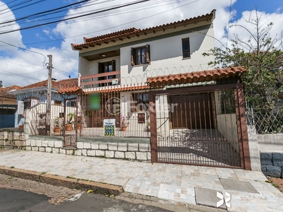 Casa 5 dorms à venda Rua Irmão Weibert, Vila João Pessoa - Porto Alegre