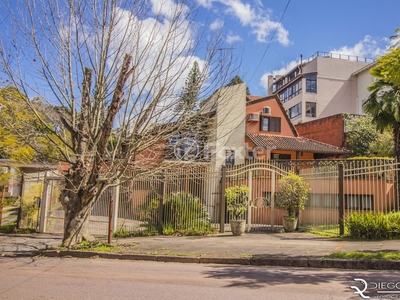 Casa 5 dorms à venda Rua Matias José Bins, Três Figueiras - Porto Alegre