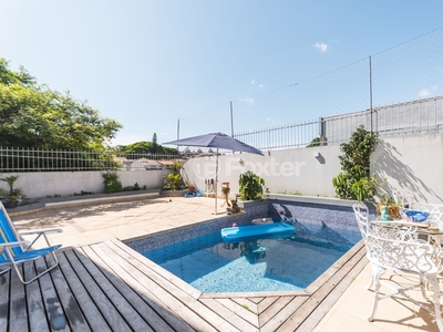 Casa 5 dorms à venda Rua Miracema, Chácara das Pedras - Porto Alegre