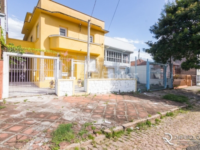 Casa 5 dorms à venda Travessa Mato Grosso, Medianeira - Porto Alegre