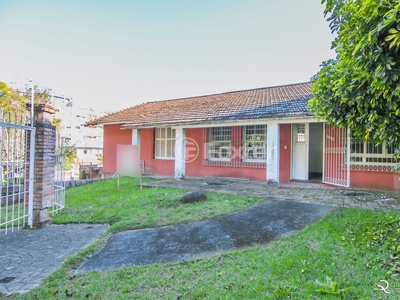 Casa 6 dorms à venda Rua Matias José Bins, Chácara das Pedras - Porto Alegre