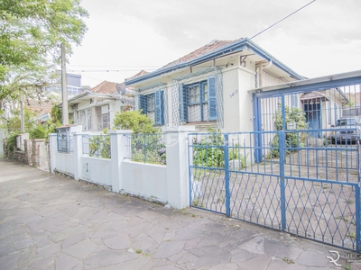 Casa à venda Avenida São Pedro, São Geraldo - Porto Alegre