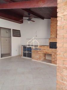 Casa em Centro, Pindamonhangaba/SP de 145m² 3 quartos à venda por R$ 349.000,00