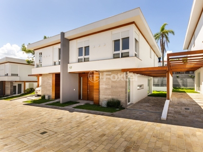 Casa em Condomínio 3 dorms à venda Avenida Clemenciano Barnasque, Teresópolis - Porto Alegre