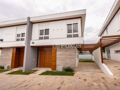 Casa em Condomínio 3 dorms à venda Avenida Clemenciano Barnasque, Teresópolis - Porto Alegre